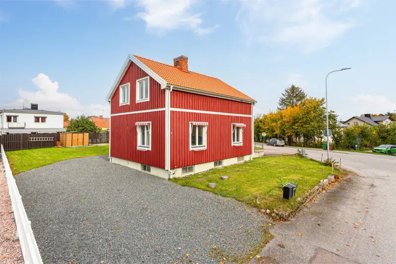 House, 4 rooms, 109 m² in Köping