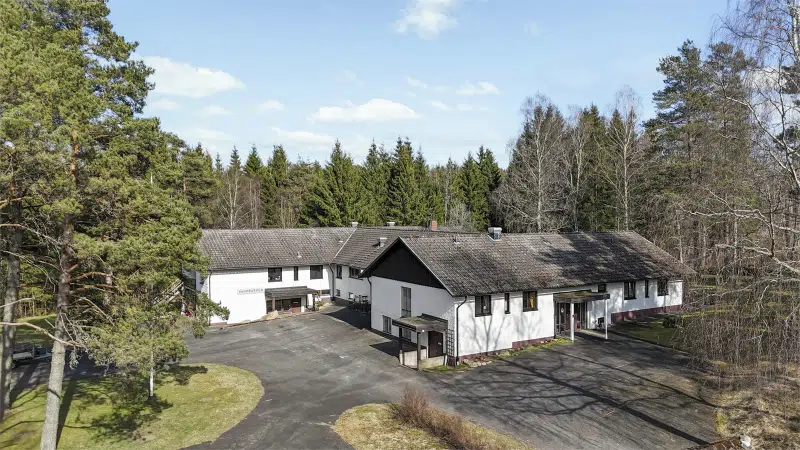 Villa, 30 rum, 900 m² i Tranemo