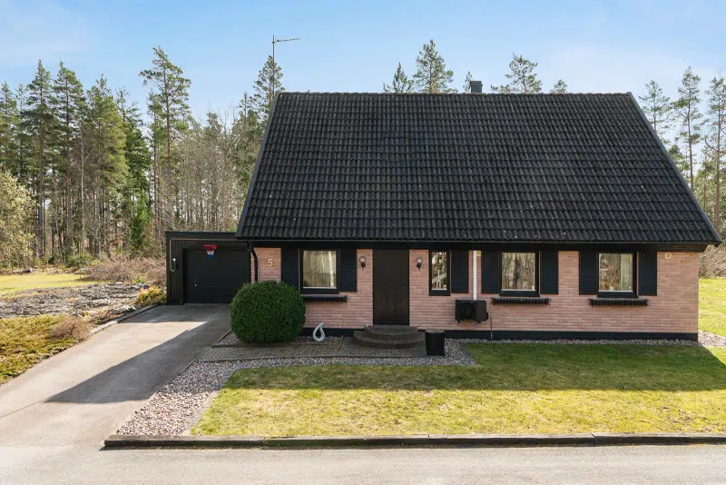 House, 5 rooms, 154 m² in Lessebo