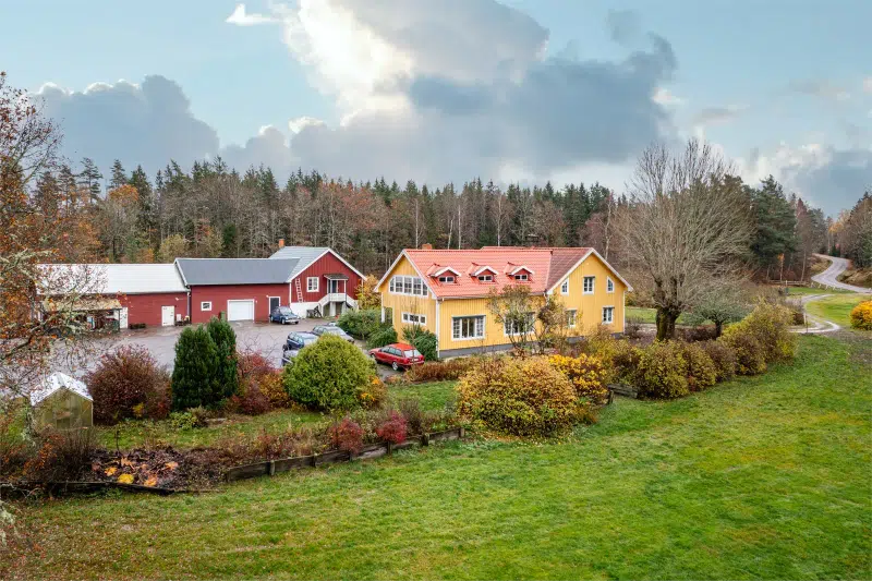 Gård, 8 rum, 190 m² i Mellerud