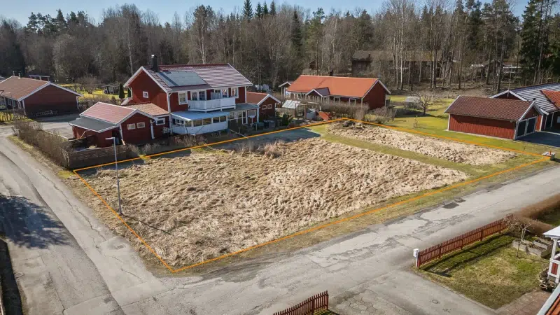 Land / plot in Sala