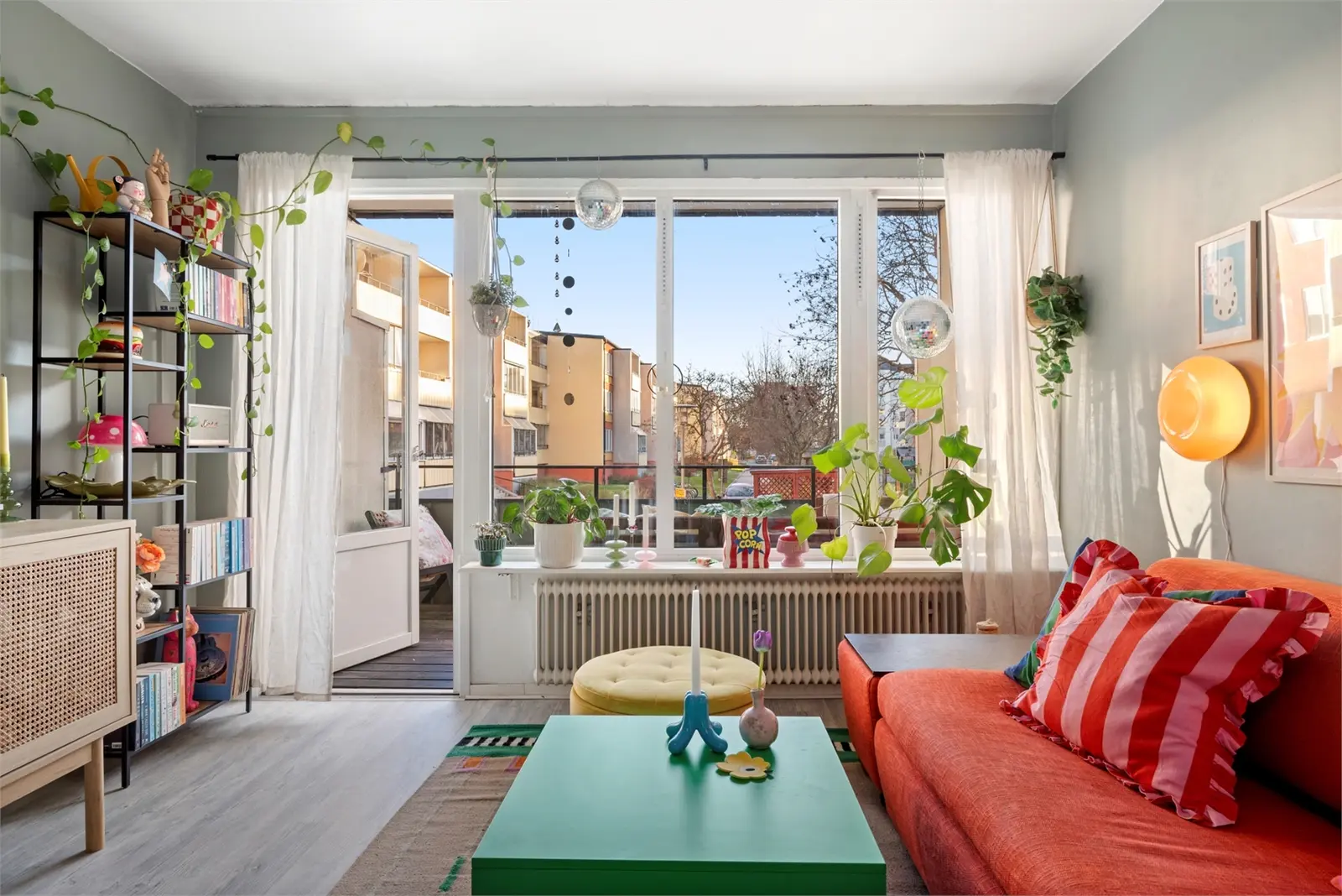 Bild 1 av 6 på Skolvägen 18 C