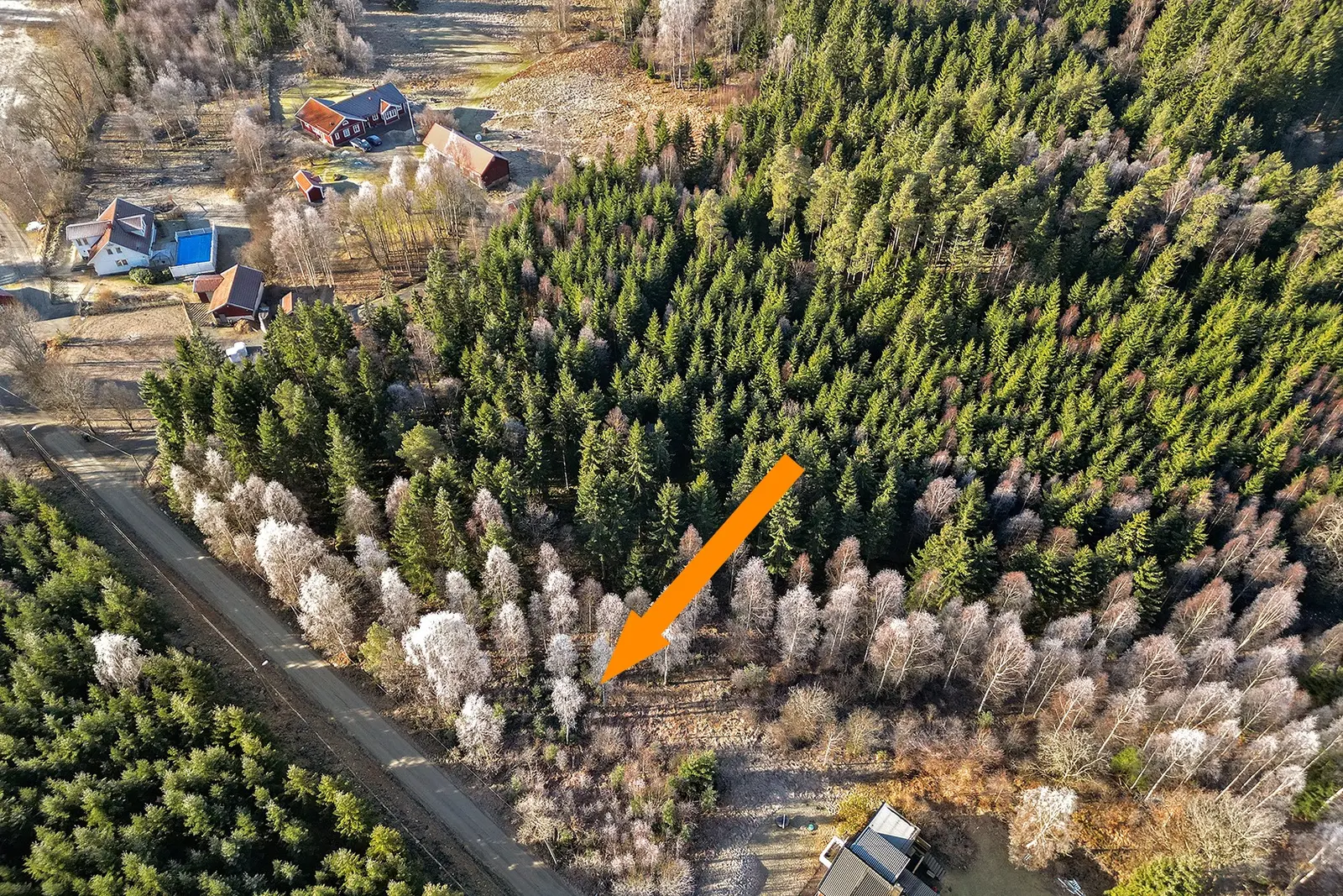Image 1 of 6 of Haråsvägen