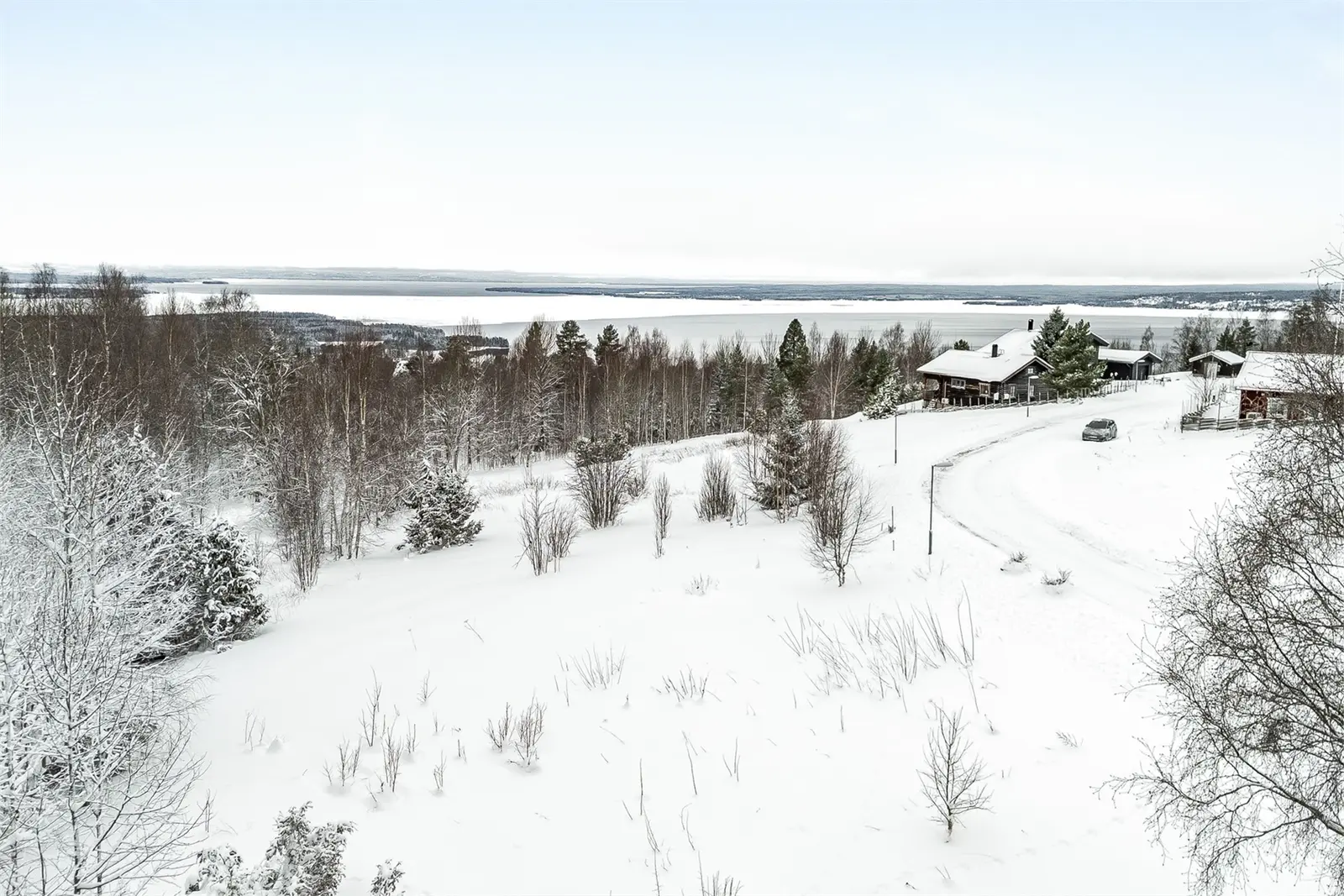 Bild 1 av 6 på Dahlsvägen 9