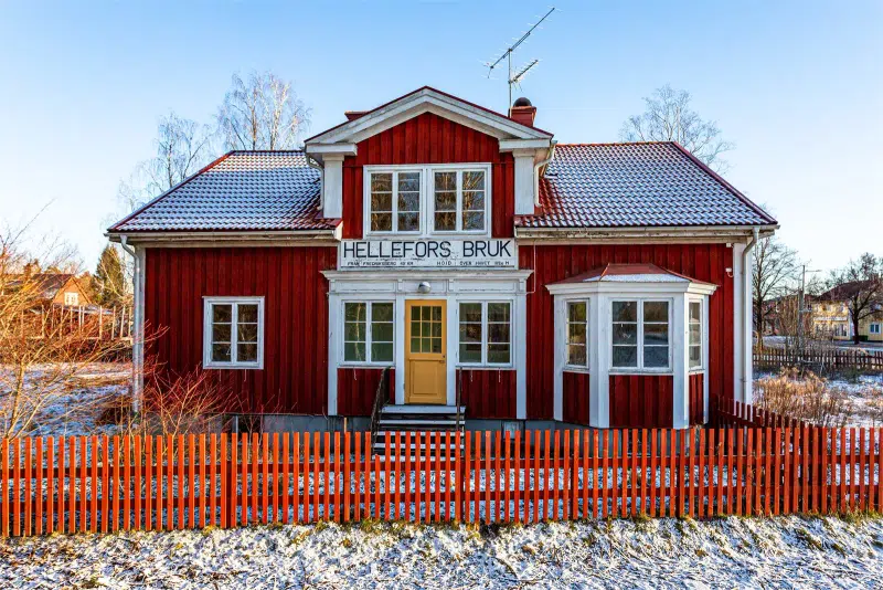House, 8 rooms, 245 m² in Hällefors