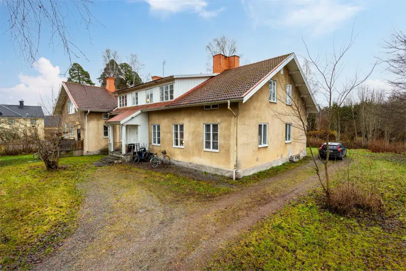 Apartment, 18 rooms, 520 m² in Hällefors