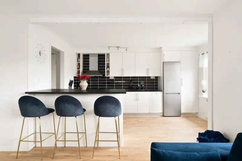 Apartment, 2 rooms, 60 m² in Ale