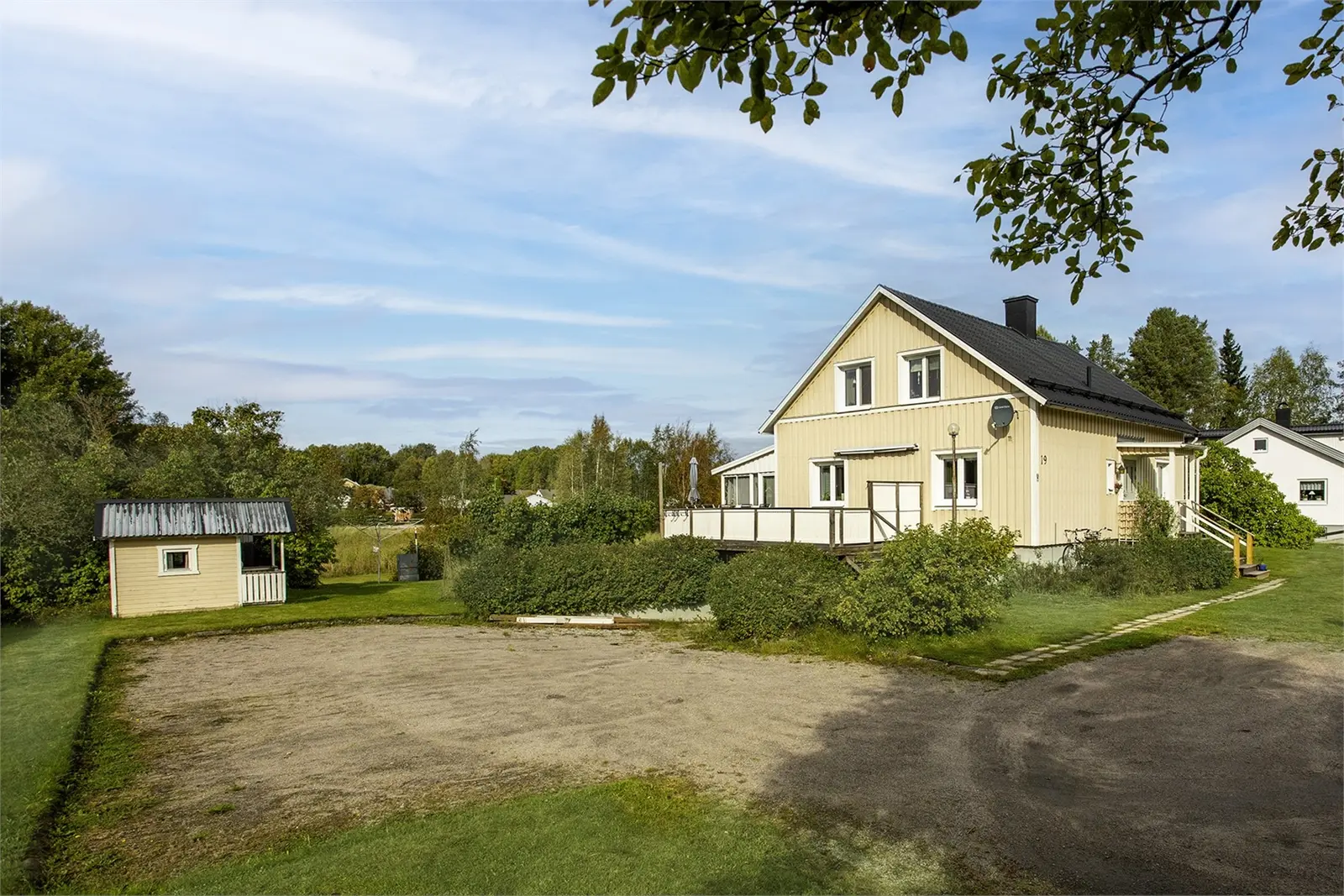 Image 1 of 6 of Norralavägen 19