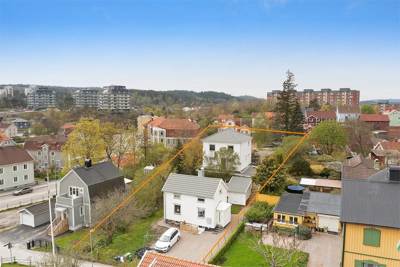 Image 1 of 6 of Humlevägen 5