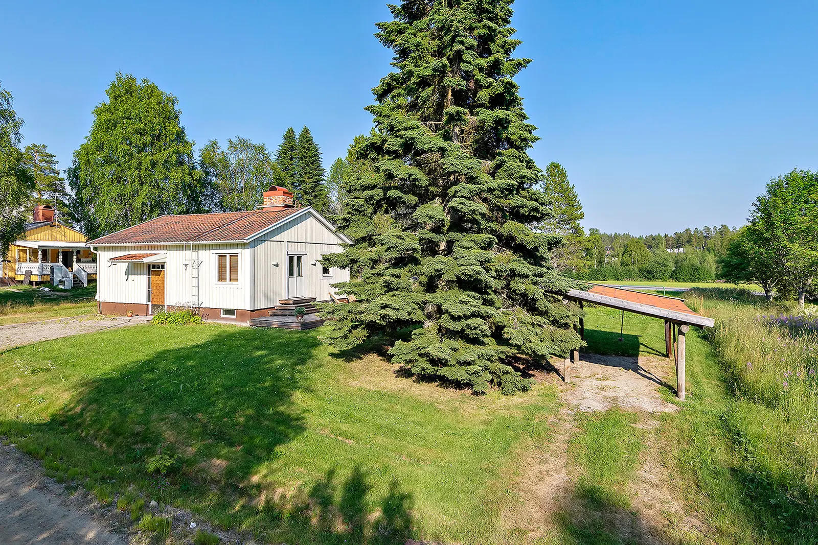 Image 1 of 6 of Modovägen 2