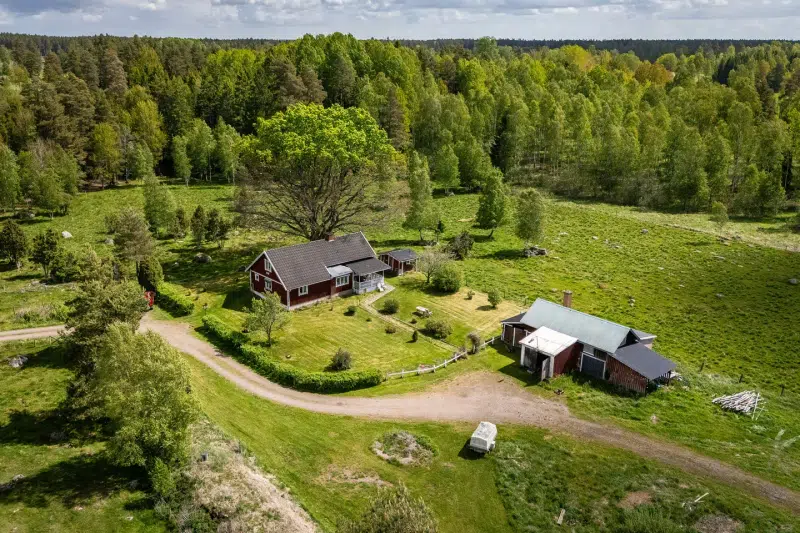 Gård, 4 rum, 90 m² i Skövde