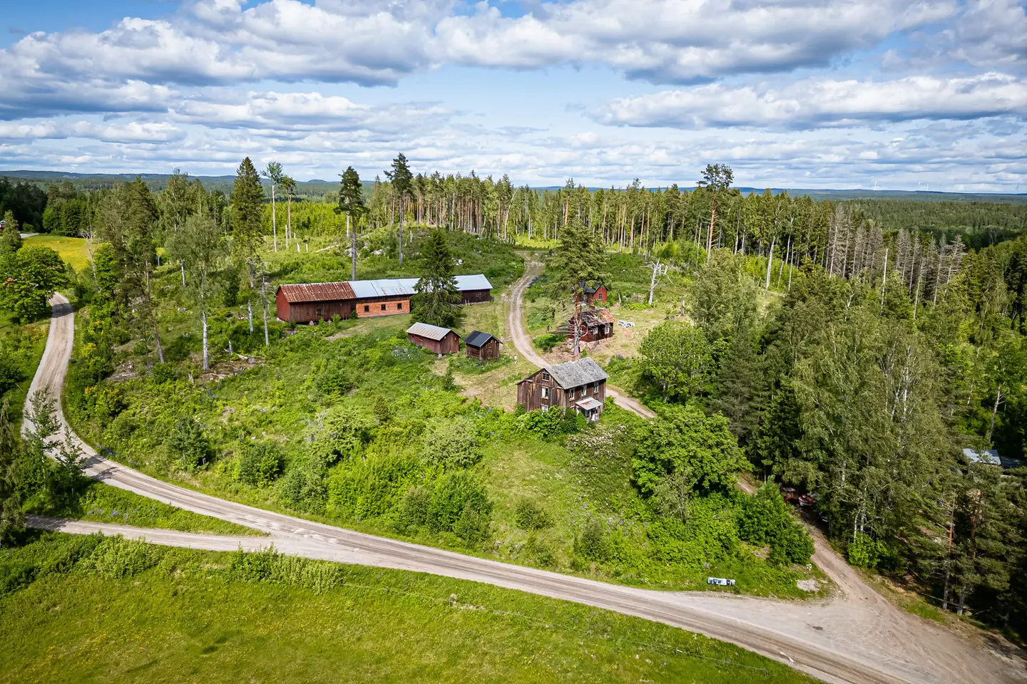 Bild 1 av 6 på Vikene Backa 1