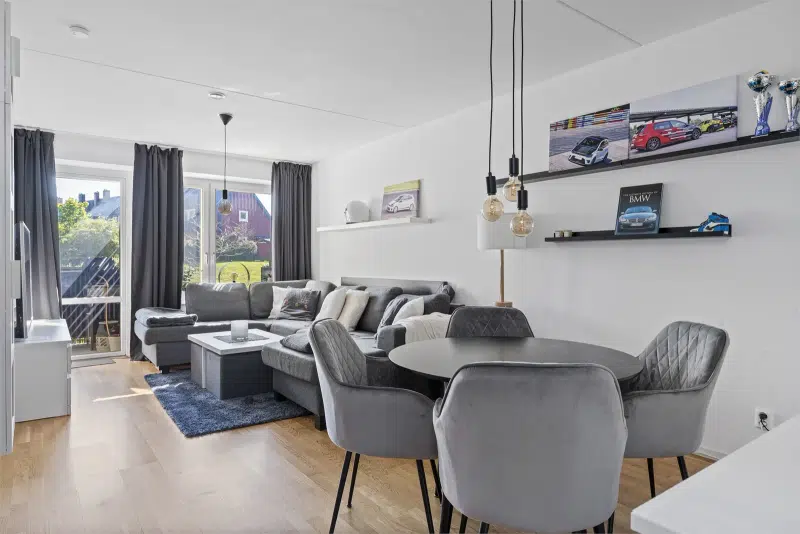 Lägenhet, 2 rum, 49 m² i Österåker