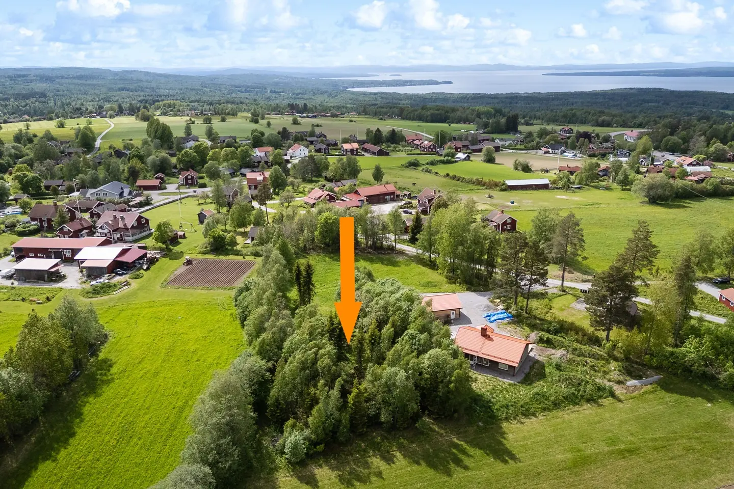 Bild 1 av 6 på Söderås Edgatu 10