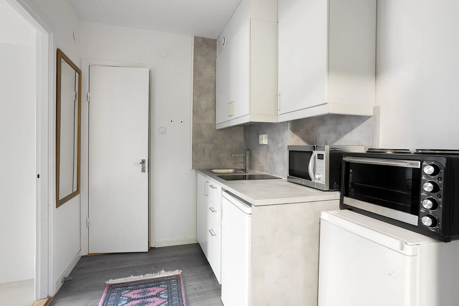 Bild 1 av 6 på Kyrkogatan 7 B