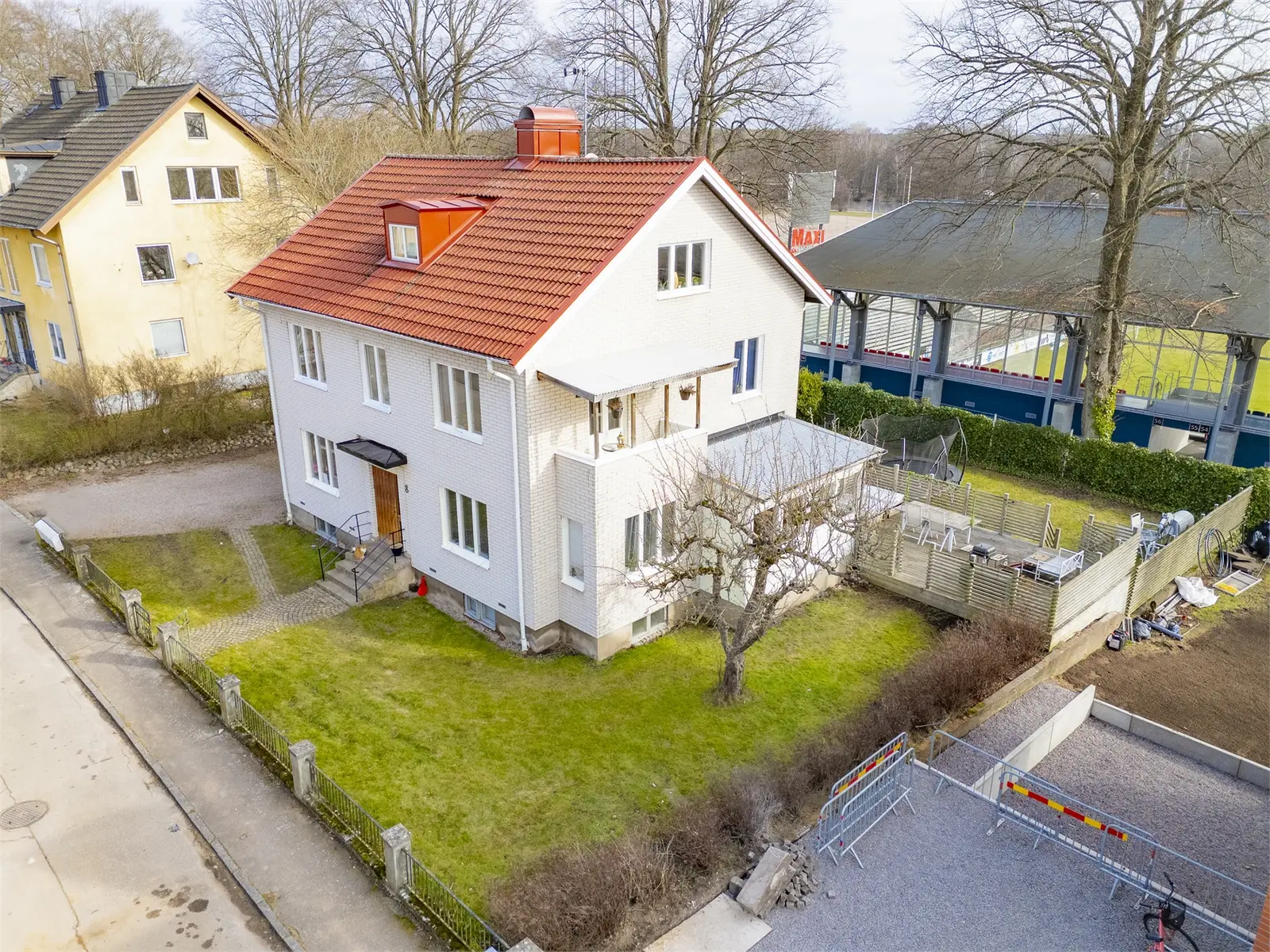 Bild 1 av 6 på Wallbergsgatan 8