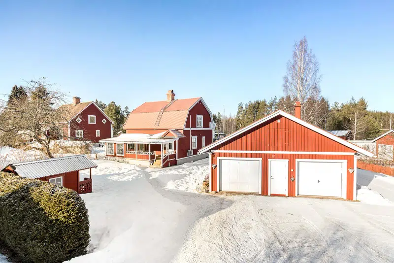 House, 4 rooms, 147 m²