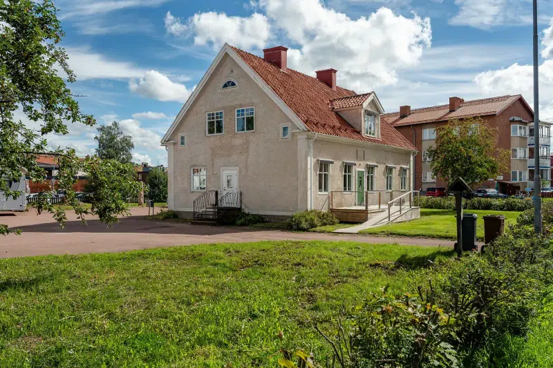 Villa, 8 rum, 245 m² i Mora