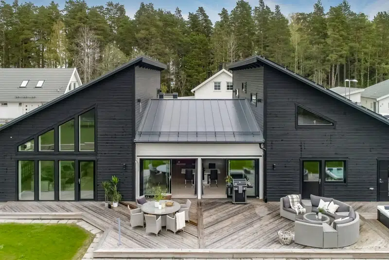 Villa, 7 rum, 275 m²
