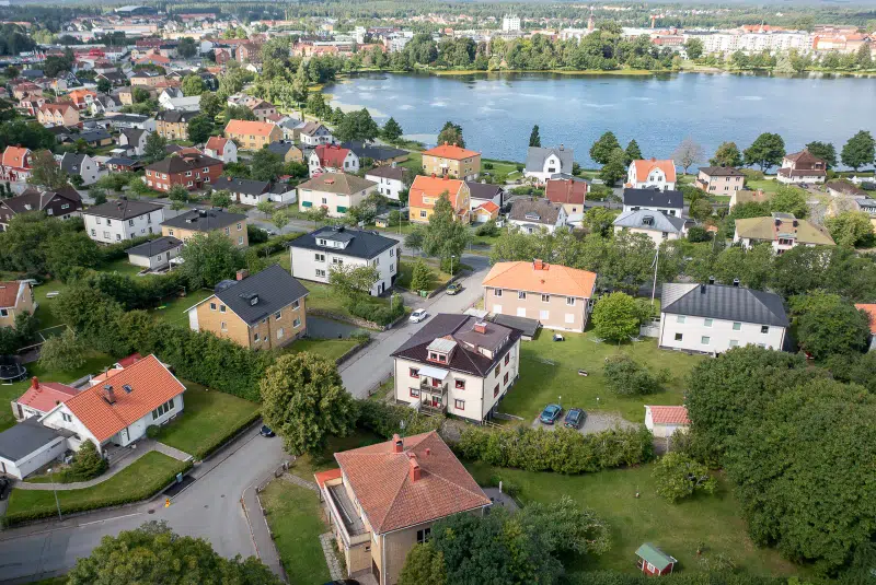House, 385 m²