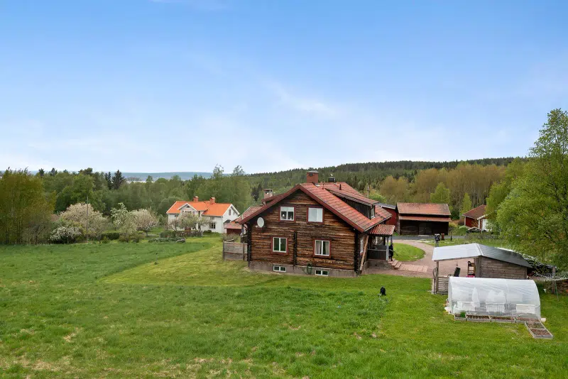 House, 10 rooms, 329 m² in Rättvik