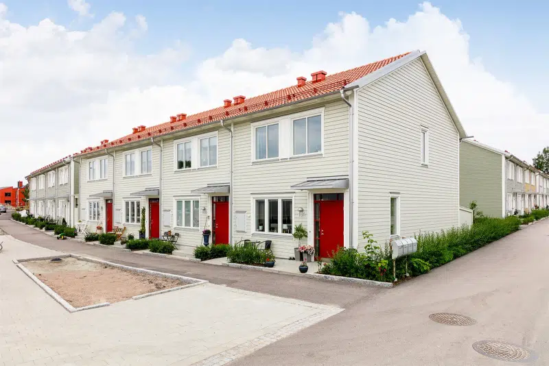 Apartment, 5 rooms, 105 m²