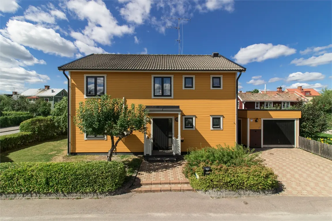 Bild 1 av 6 på Vegagatan 12A