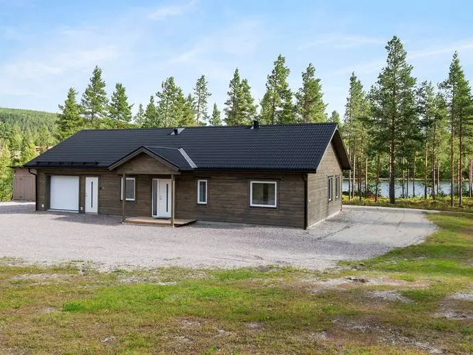 Image 1 of 21 of Överbo 15