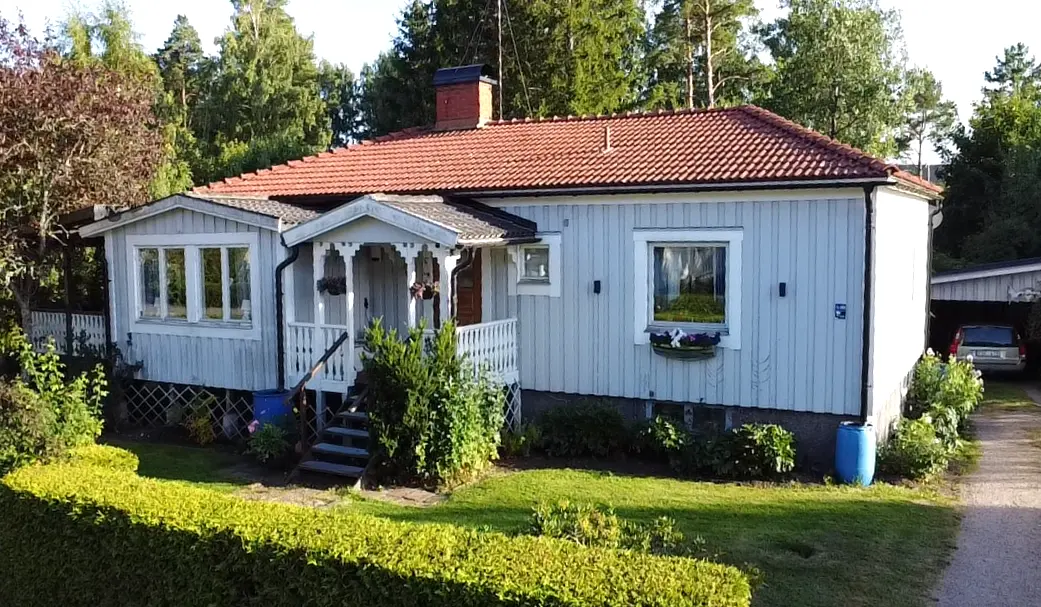 Image 1 of 21 of Skedaströmsvägen 4