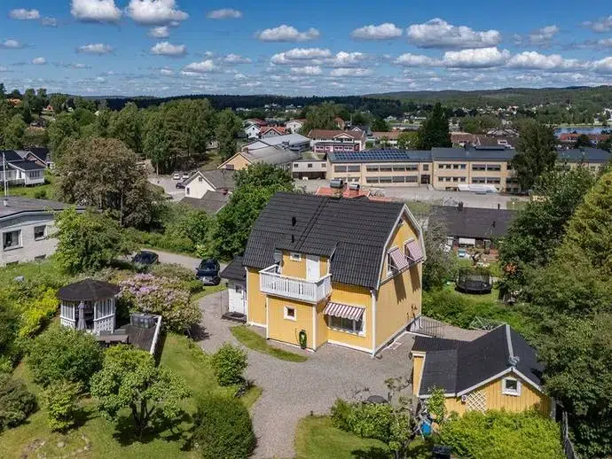 Villa, 4 rum, 142 m²