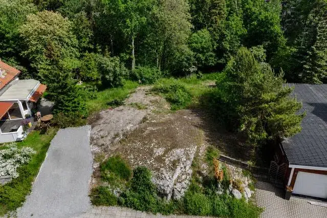 Land / plot, 603 m² in Järfälla