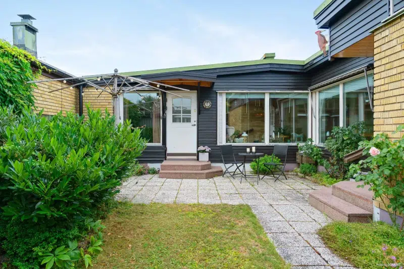 Semi-detached/terraced, 4 rooms, 94 m² in Tyresö