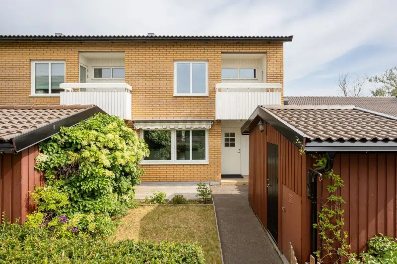 Par-/radhus, 3 rum, 80 m² i Skövde