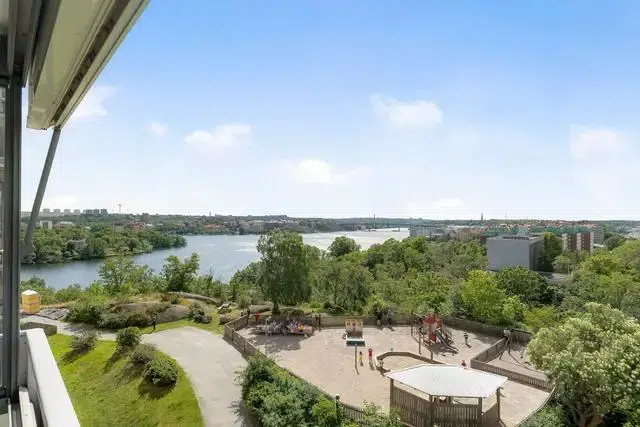 Apartment, 5 rooms, 123 m²