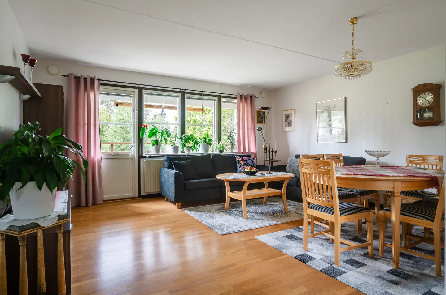 Image 1 of 6 of Radhusgatan 11D