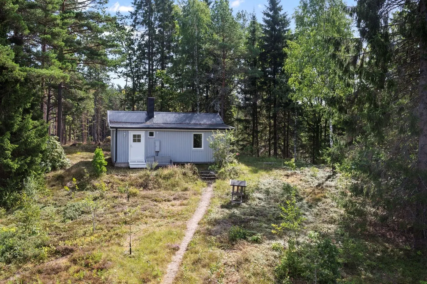 Image 1 of 28 of Skölvene Knallen 1