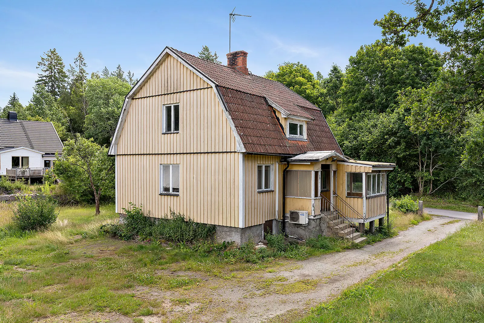 Image 1 of 6 of Jonas väg 1A