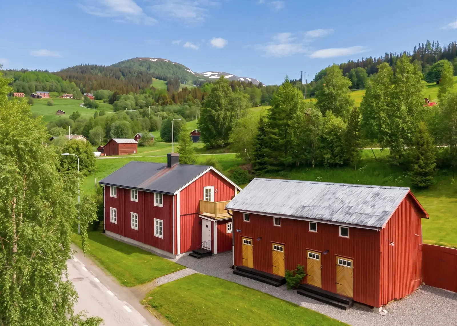 Bild 1 av 29 på Vik 105