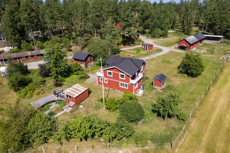 Apartment, 5 rooms, 160 m² in Hölö