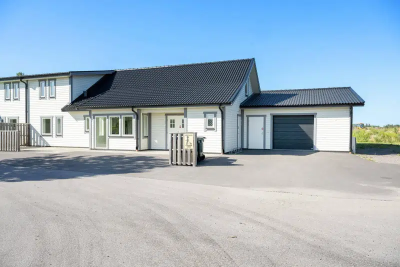 Villa, 6 rum, 230 m² i Kummelby