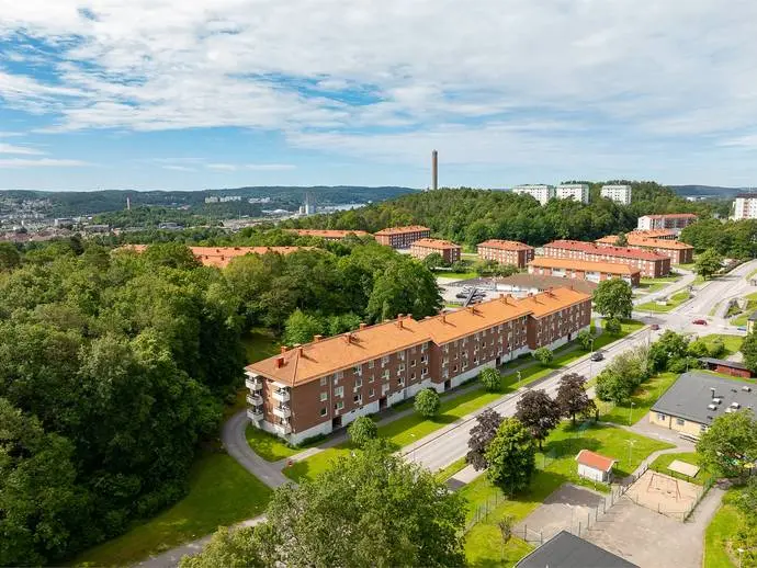 Bild 1 av 15 på Morgonbrisvägen 1e 