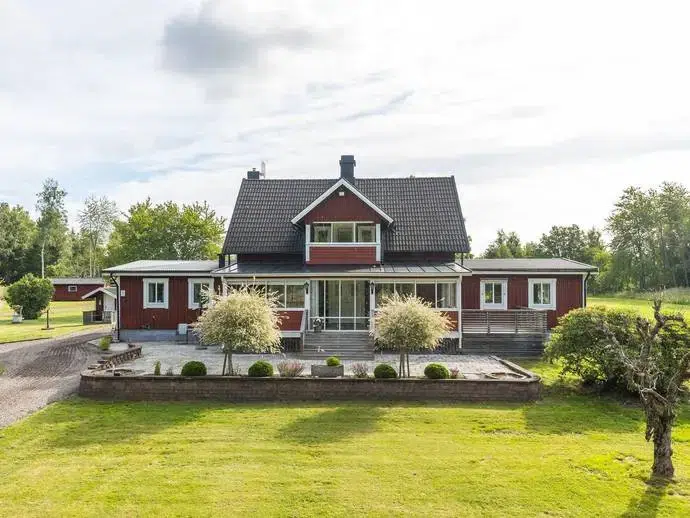 House, 7 rooms, 174 m²
