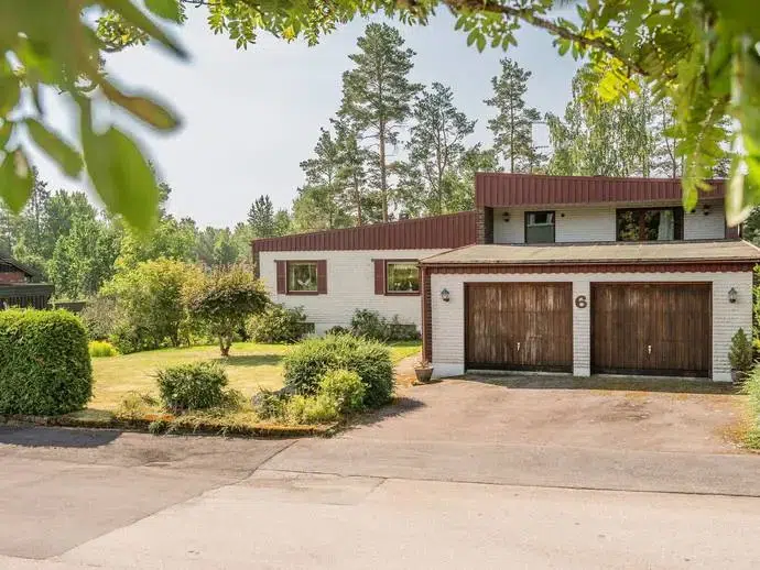 Villa, 8 rum, 137 m²