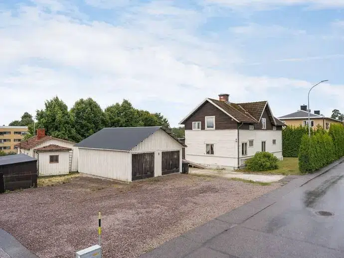 House, 6 rooms, 220 m²