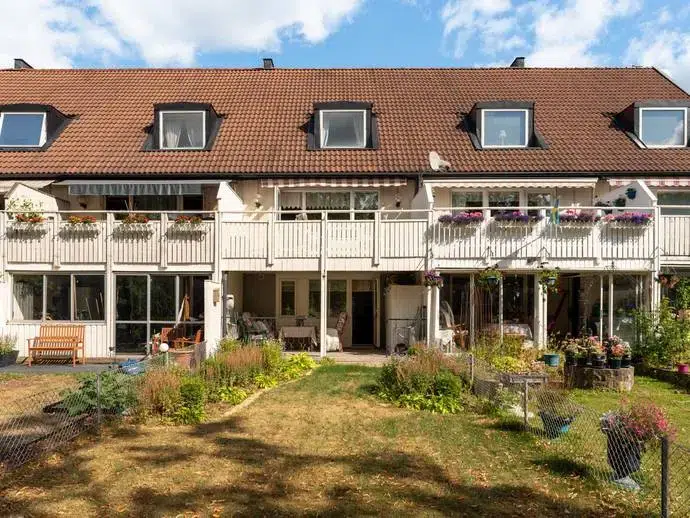 Par-/radhus, 4 rum, 130 m²