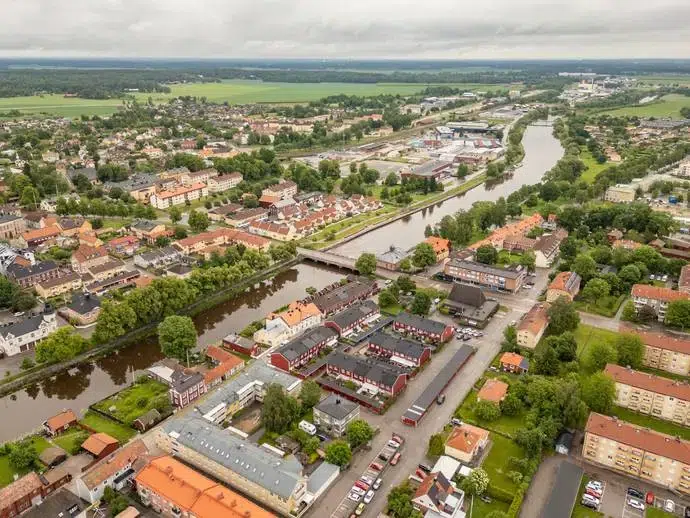 Semi-detached/terraced, 4 rooms, 125 m²