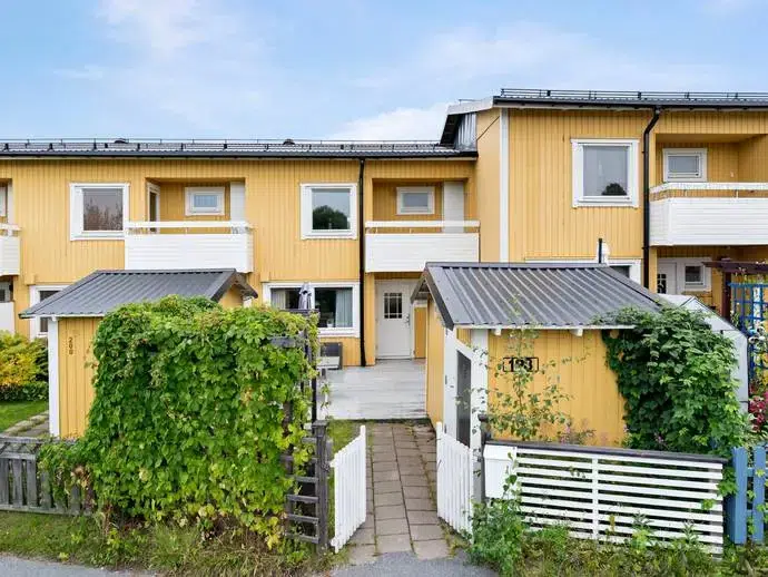 Apartment, 4 rooms, 100 m²