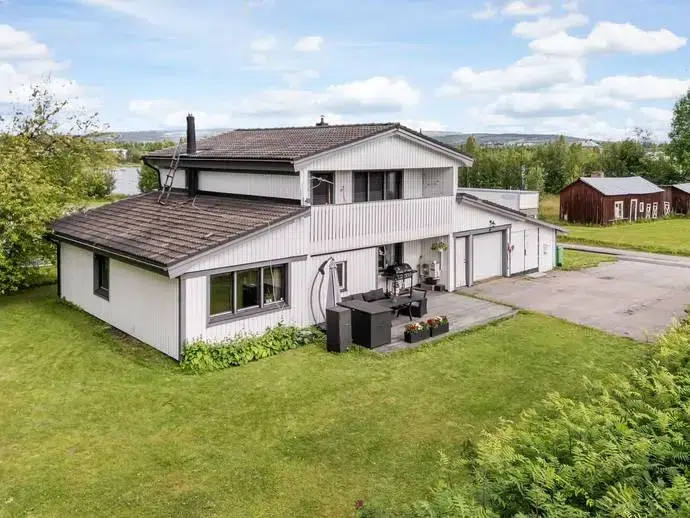 Villa, 6 rum, 150 m²
