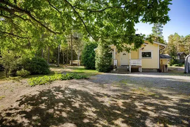 House, 3 rooms, 73 m² in Ingarö