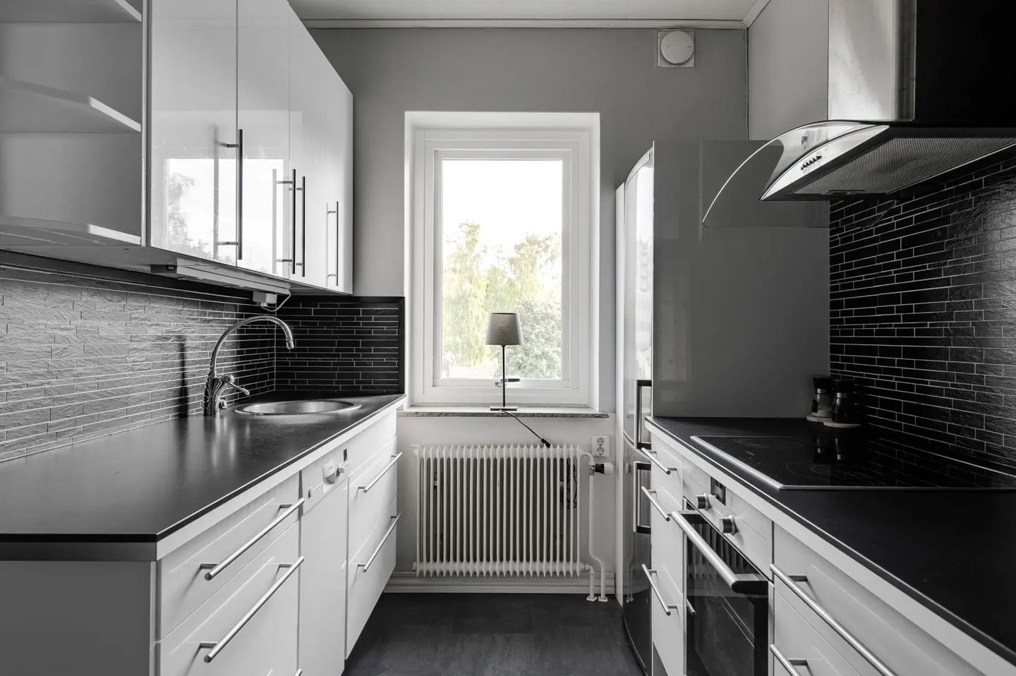 Image 1 of 29 of Storgatan 27D